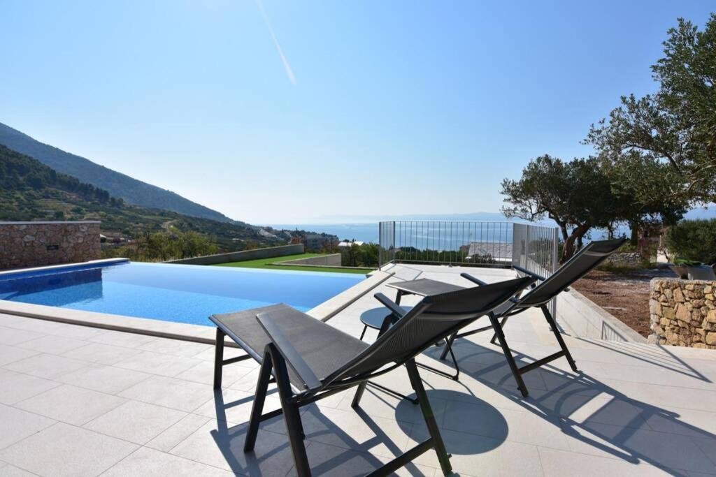 Villa Katarina - Infinity Pool With Amazing View Bol Extérieur photo