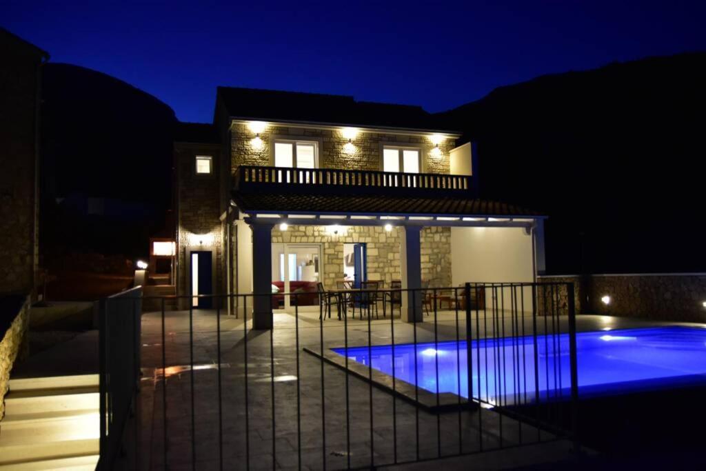 Villa Katarina - Infinity Pool With Amazing View Bol Extérieur photo