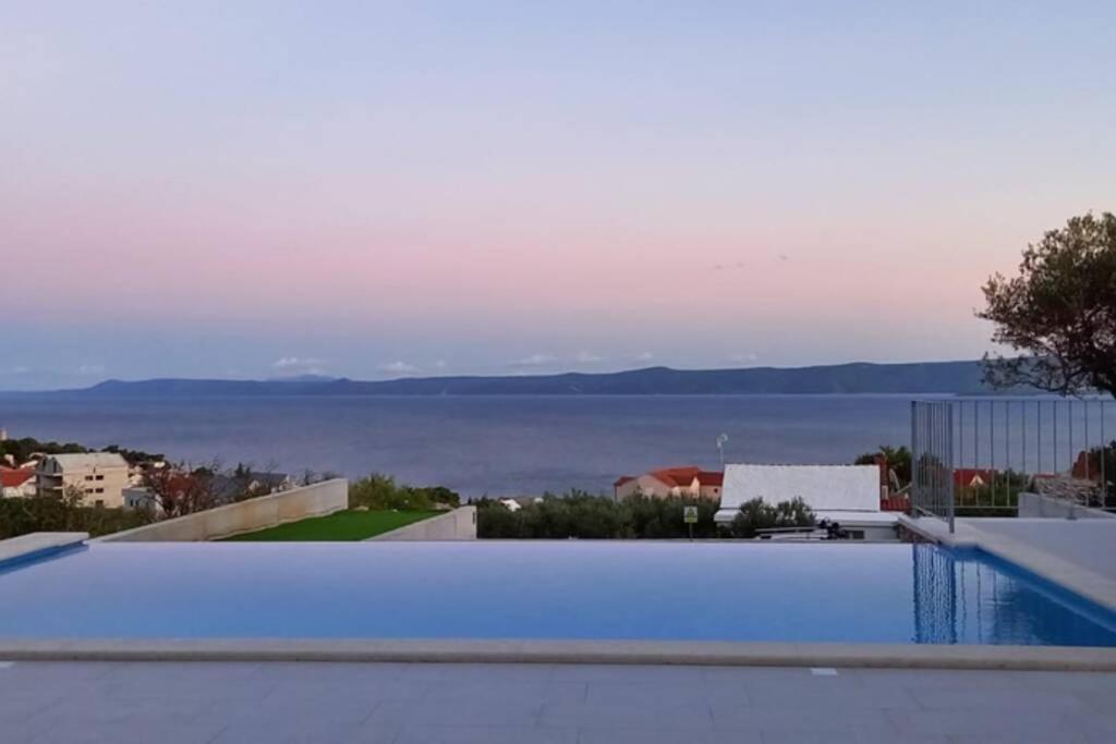 Villa Katarina - Infinity Pool With Amazing View Bol Extérieur photo